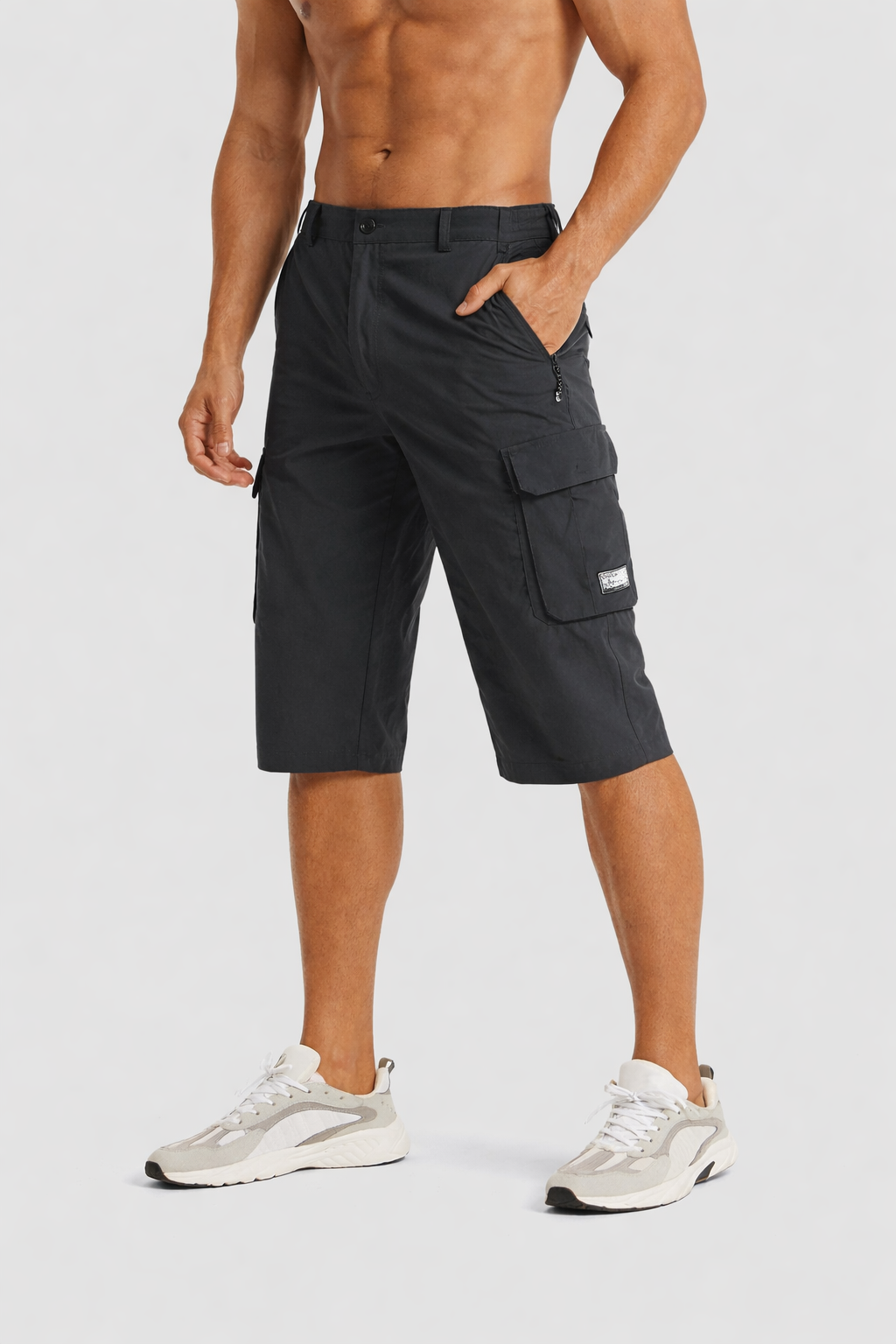 Men’s Cargo Knee-Length Shorts with Multiple Pockets