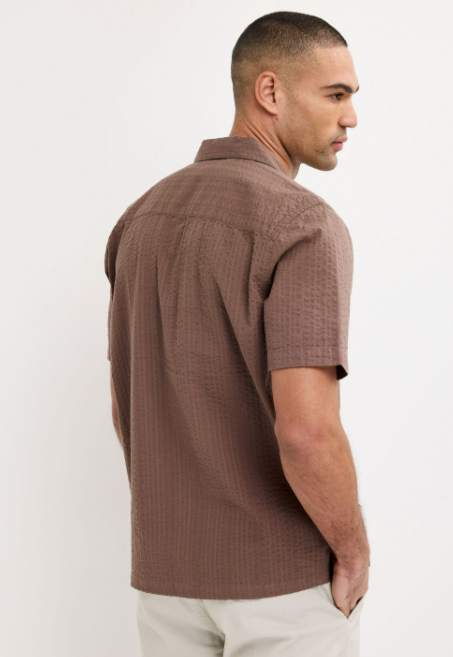 Men’s Short Sleeve Textured Button-Up Shirt With Chest Pocket
