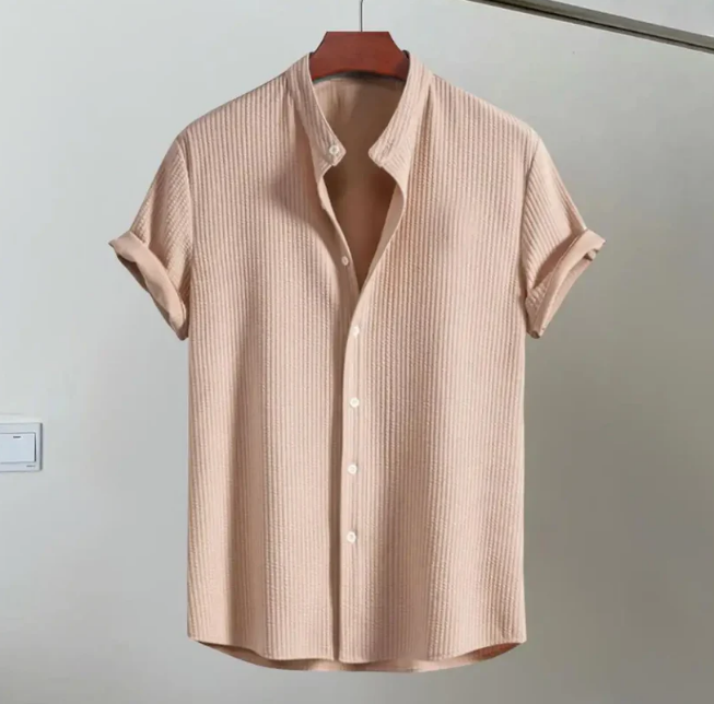 Men’s Short-Sleeve Shirt with Vertical Textured Surface