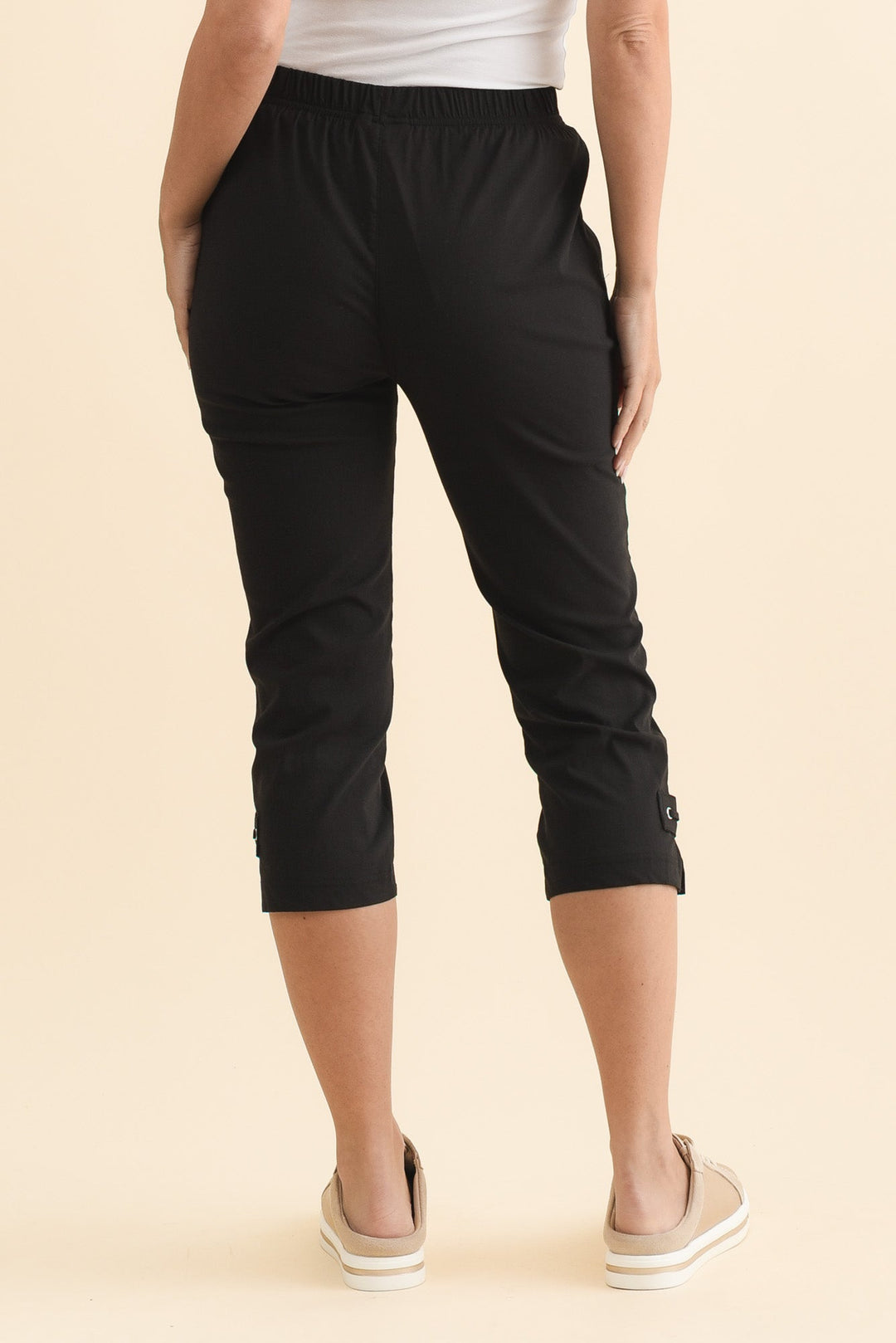 Women’s Black Capri Pants