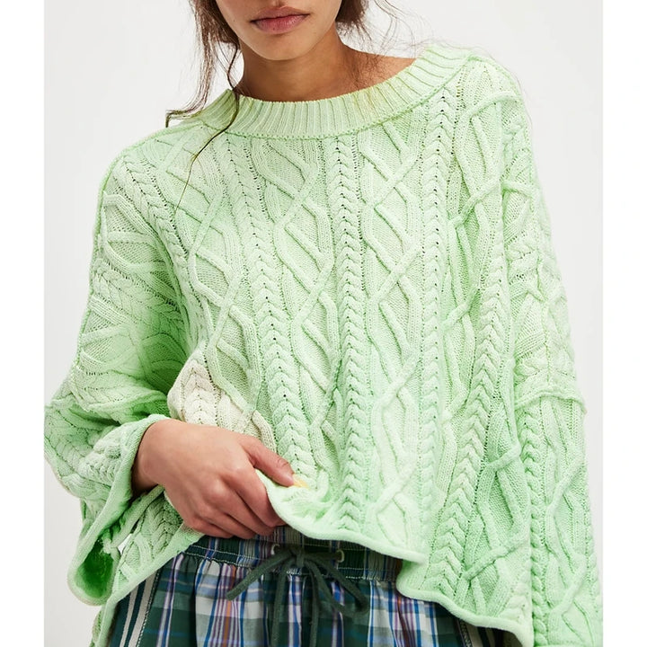 Women’s Cropped Knit Sweater with Crew Neck