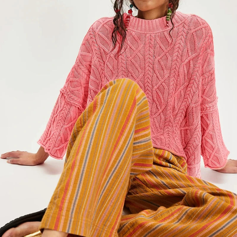 Women’s Cropped Knit Sweater with Crew Neck