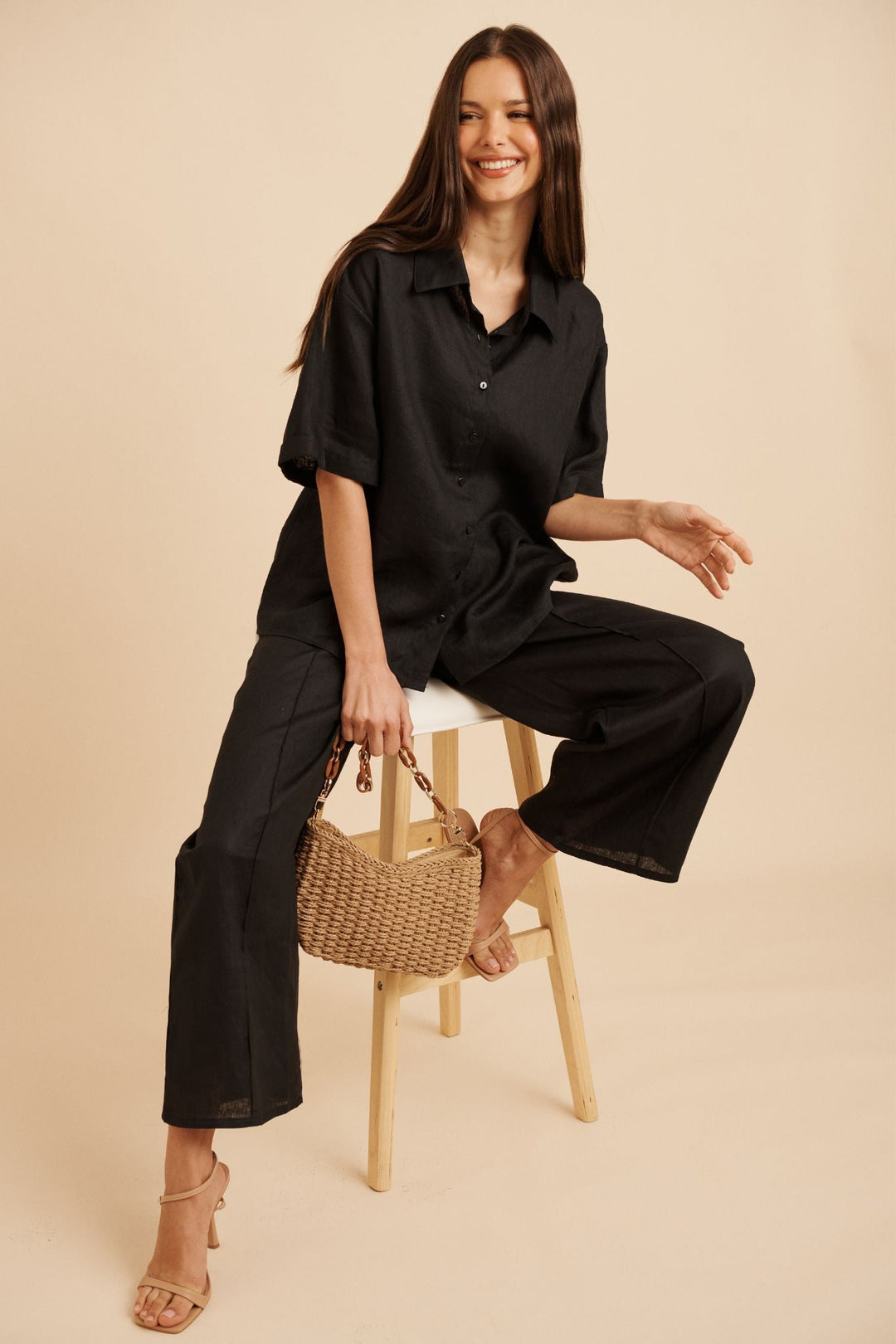 Women's Cropped Wide-Leg Pants with Elasticated Back Waistband and Front Pleats