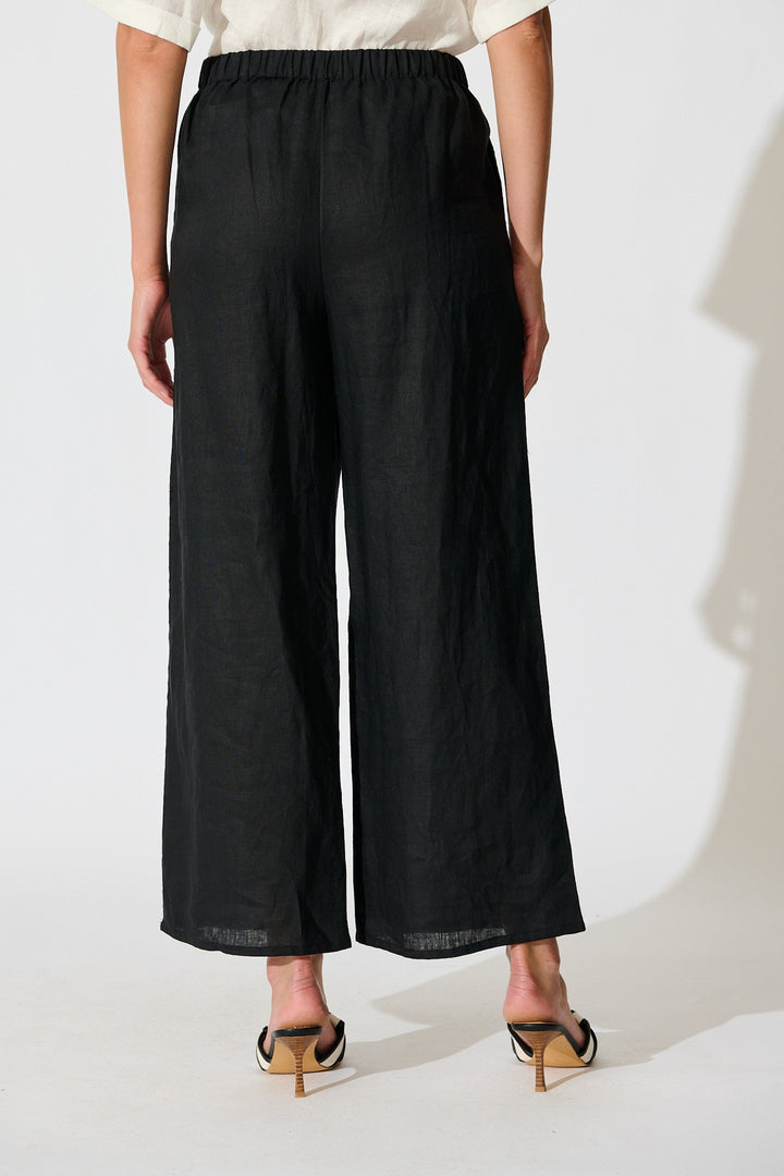 Women's Cropped Wide-Leg Pants with Elasticated Back Waistband and Front Pleats