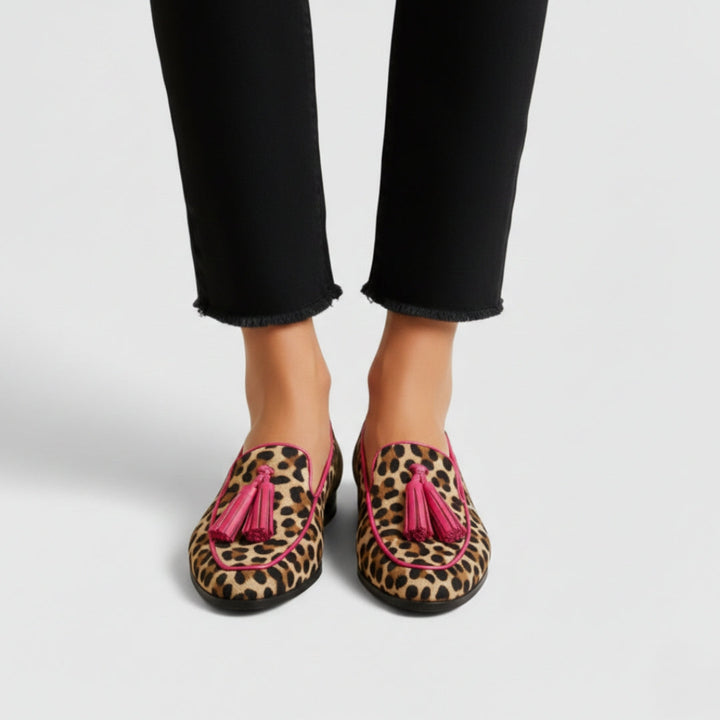 Women’s Pointed Toe Tassel Slip-On Loafers with Bright Trim Edge
