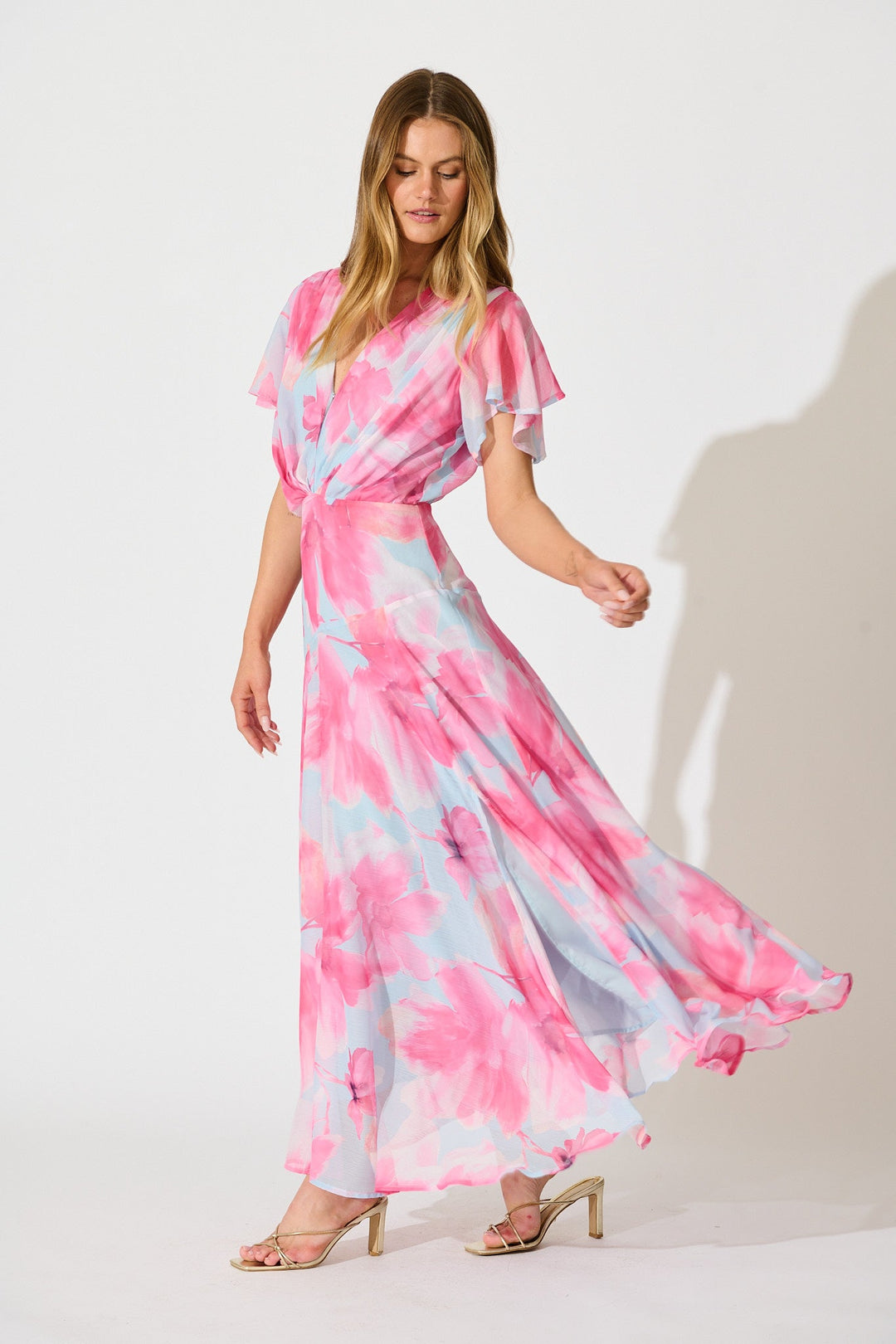 Women’s Floral Print V-Neck Flutter Sleeve Maxi Dress