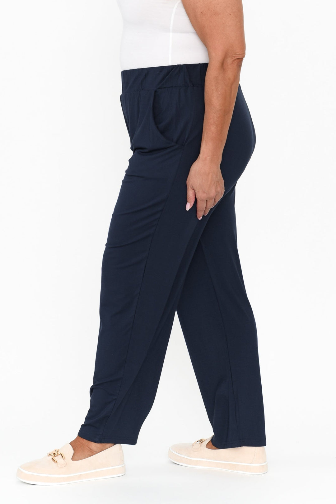 Women’s Navy Bamboo Elastic Waist Straight Leg Pants