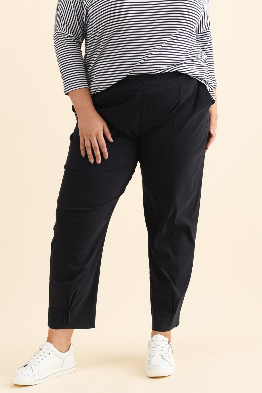 Women’s Navy Elastic Waist Straight Leg Pants