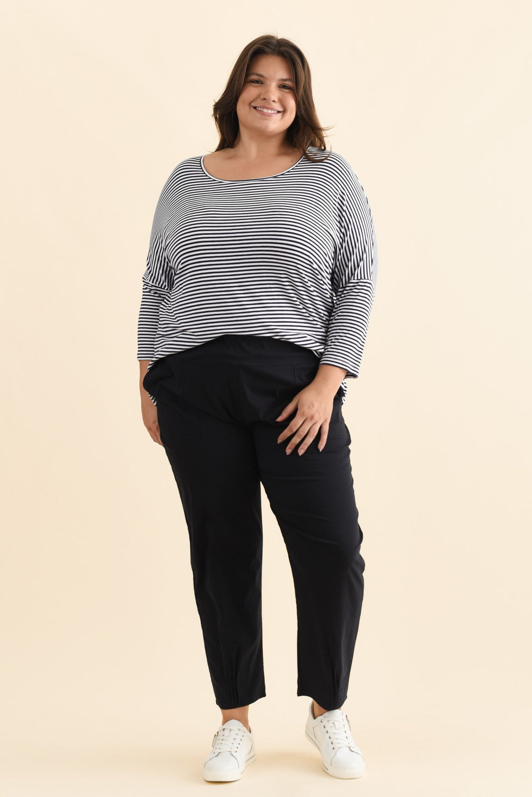 Women’s Navy Elastic Waist Straight Leg Pants