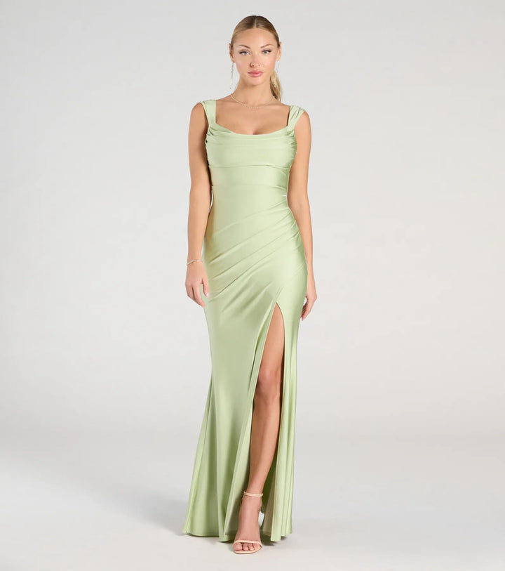 Women's Scoop Neck Mermaid Maxi Dress with Open Back and Side Slit