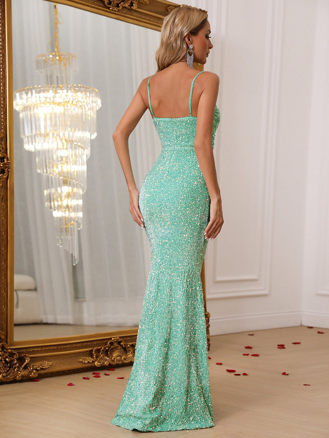 Women's Mermaid Sequin Maxi Dress with Sweetheart Neck and Straps