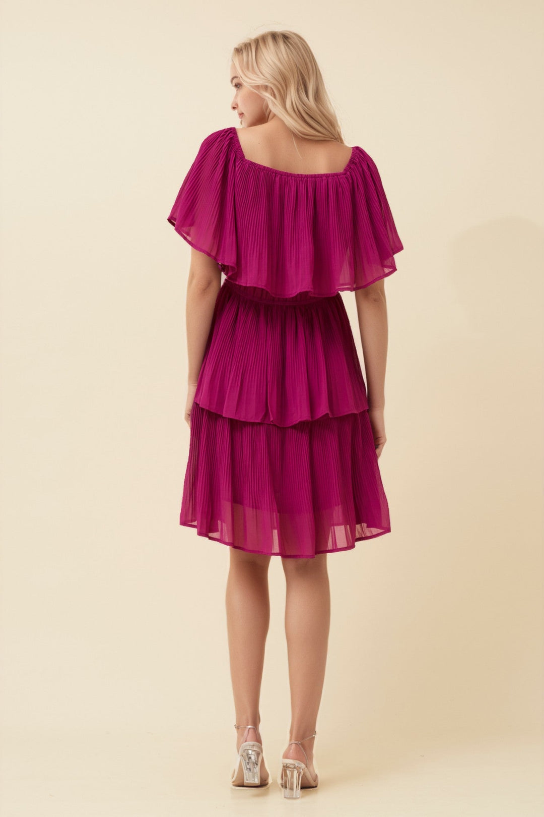 Women’s Short Sleeve Elastic Neckline Tiered Dress