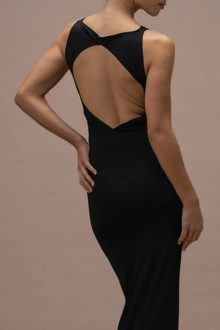Women's Sleeveless Maxi Dress with Lace Panel and Open Back