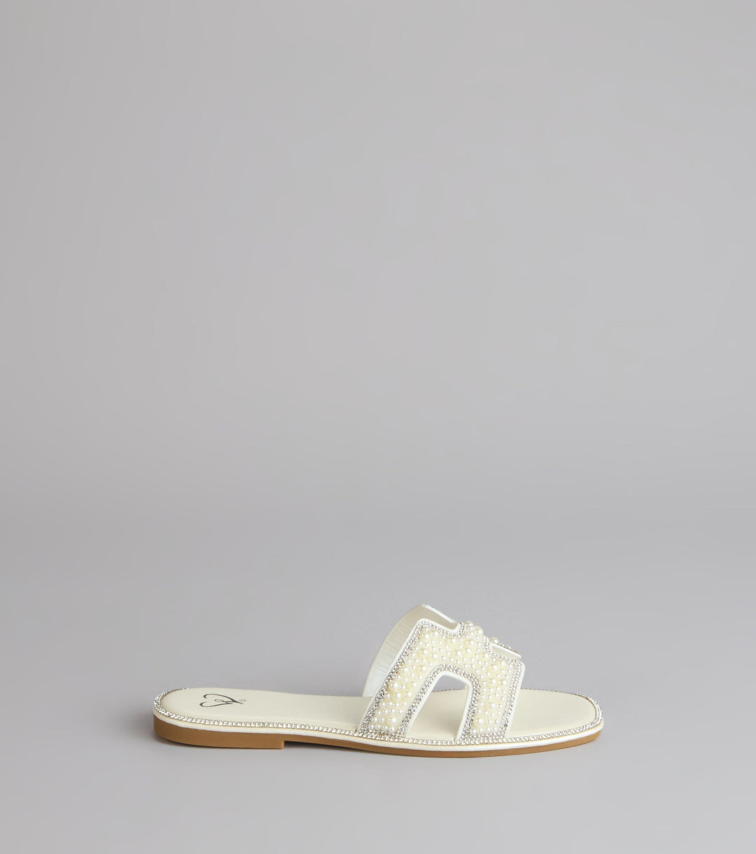 Women's Open Toe Flat Sandals with Pearl H-Strap Upper and Cut-Out