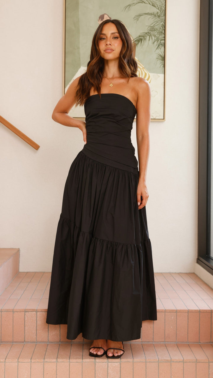 Women’s Strapless Tiered Maxi Dress