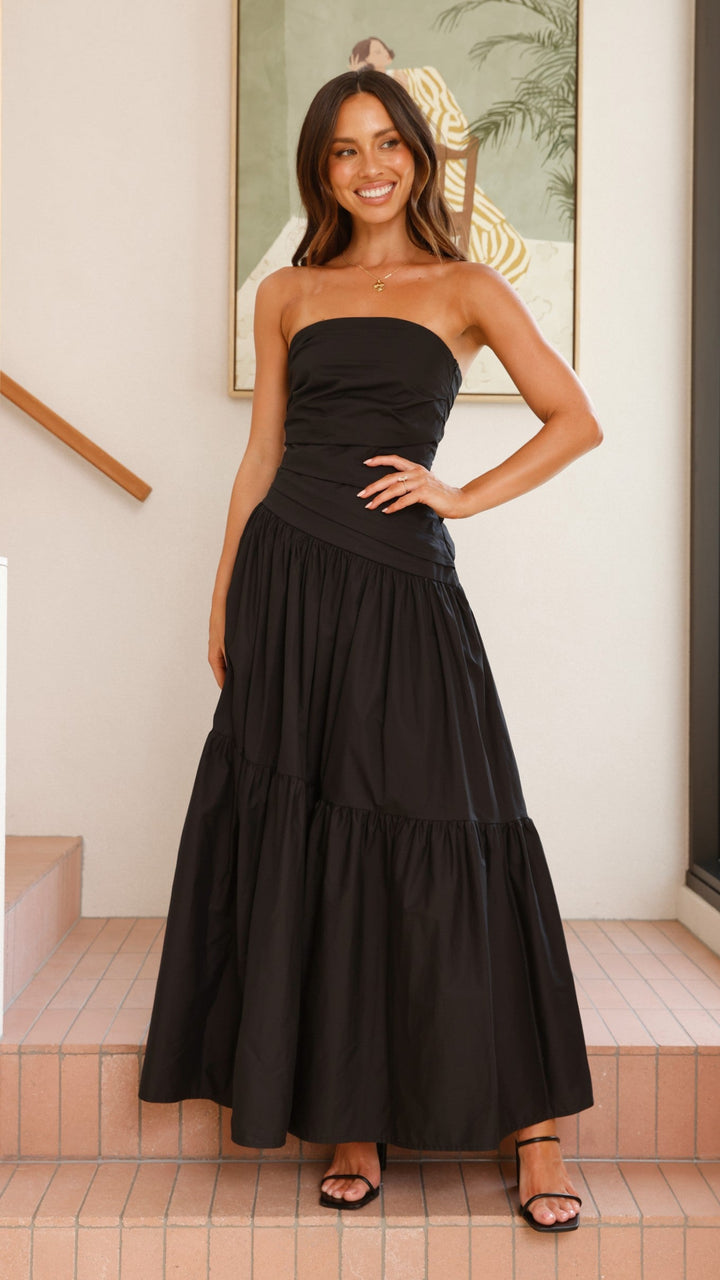 Women’s Strapless Tiered Maxi Dress